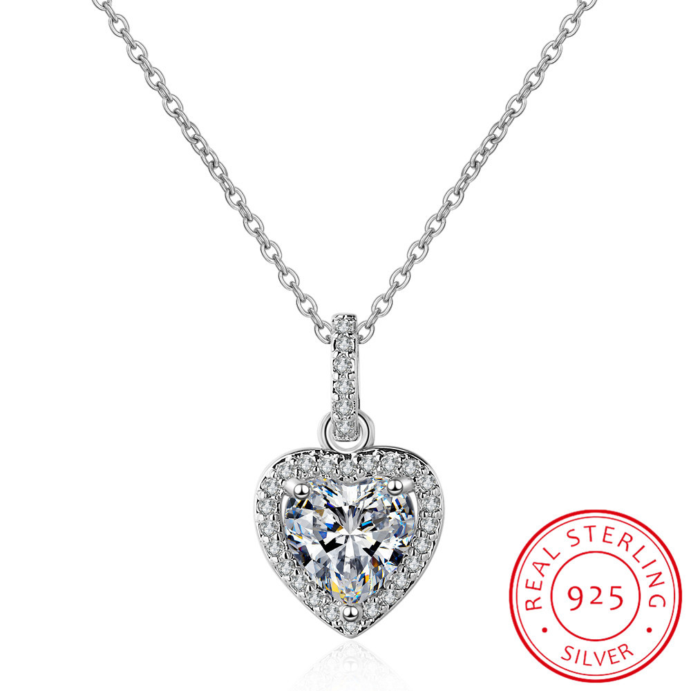 Collier pendentif cœur d'amour - Charm Necklace Dainty avis et prix