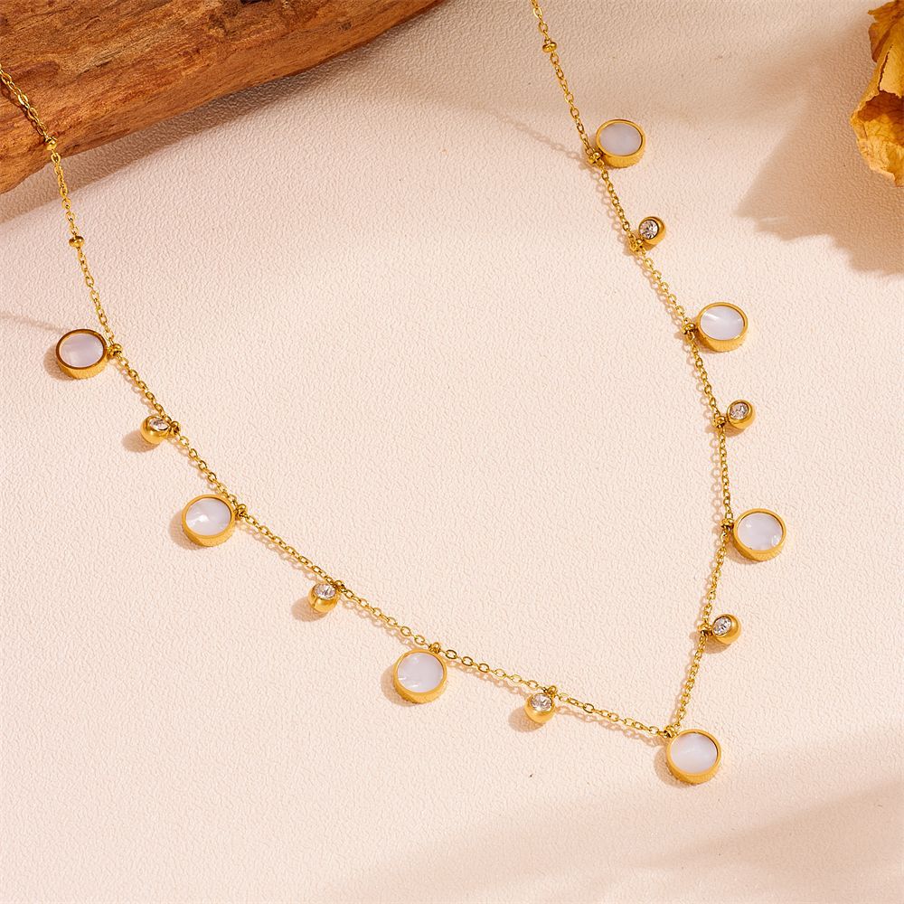 Collier ras du cou délicat en  - Charm Necklace Dainty avis et prix