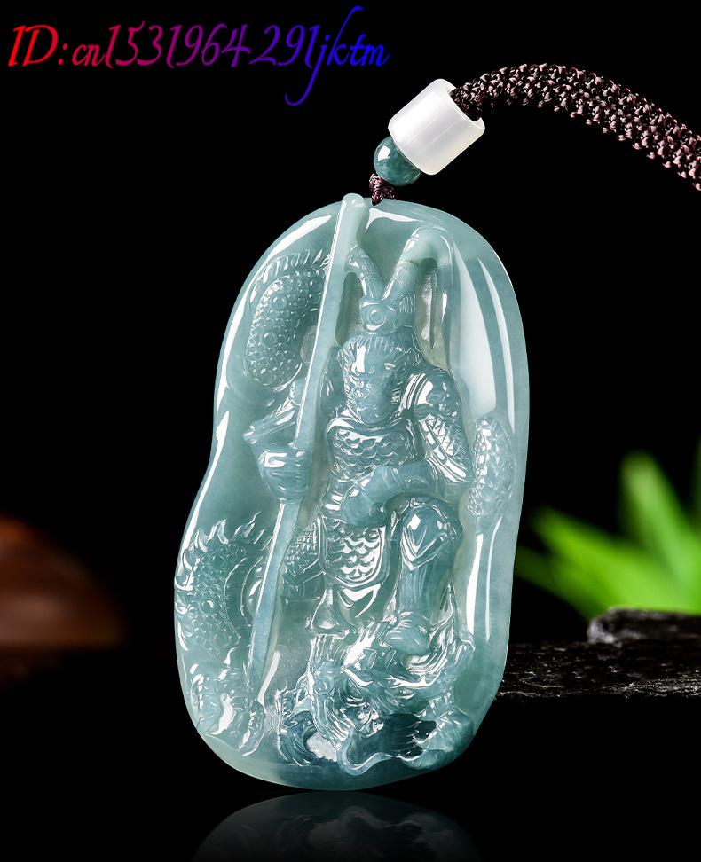 Collier pendentif Roi Singe en - Woman Accessory avis et prix